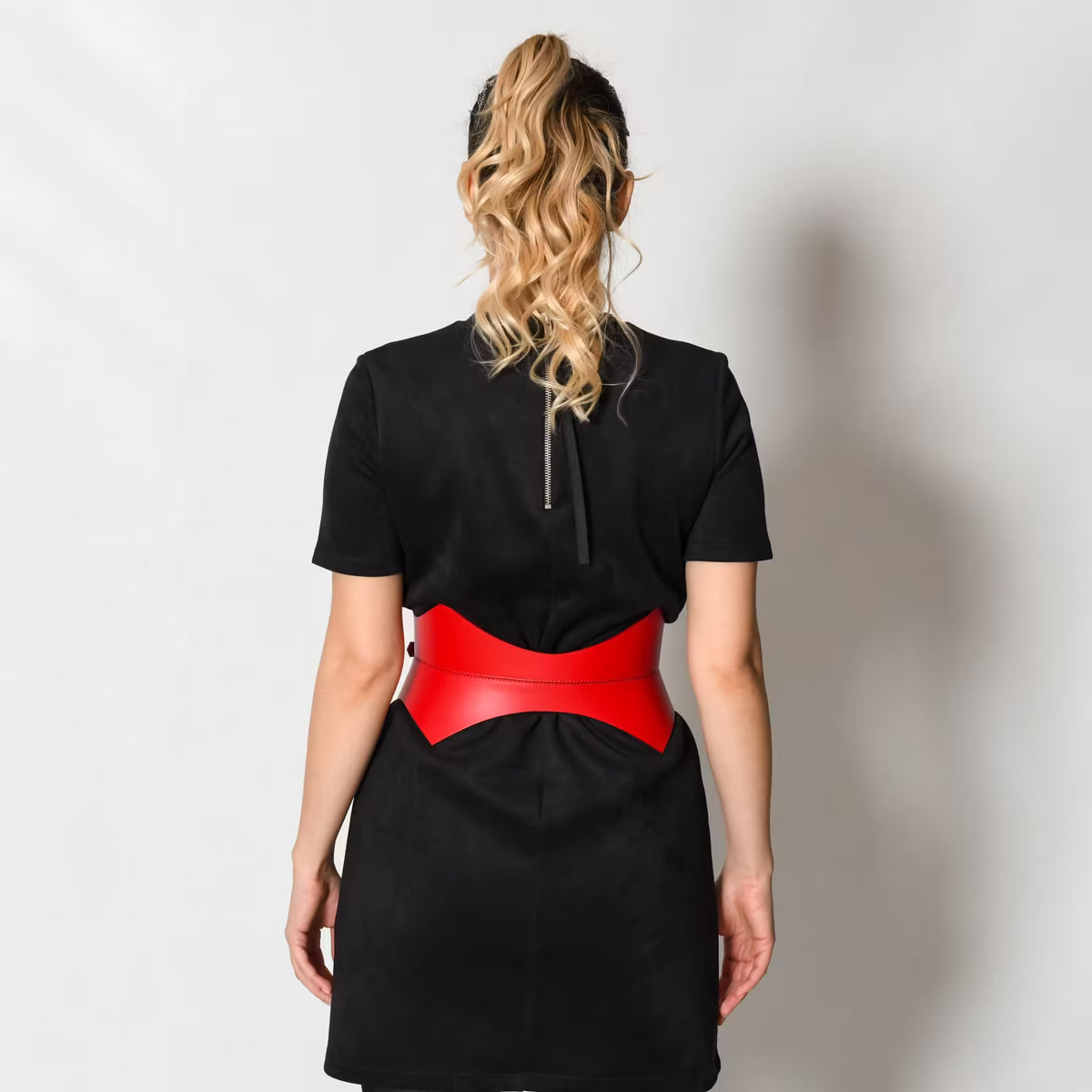 Red leather corset belt – Thorns by Aria Margo
