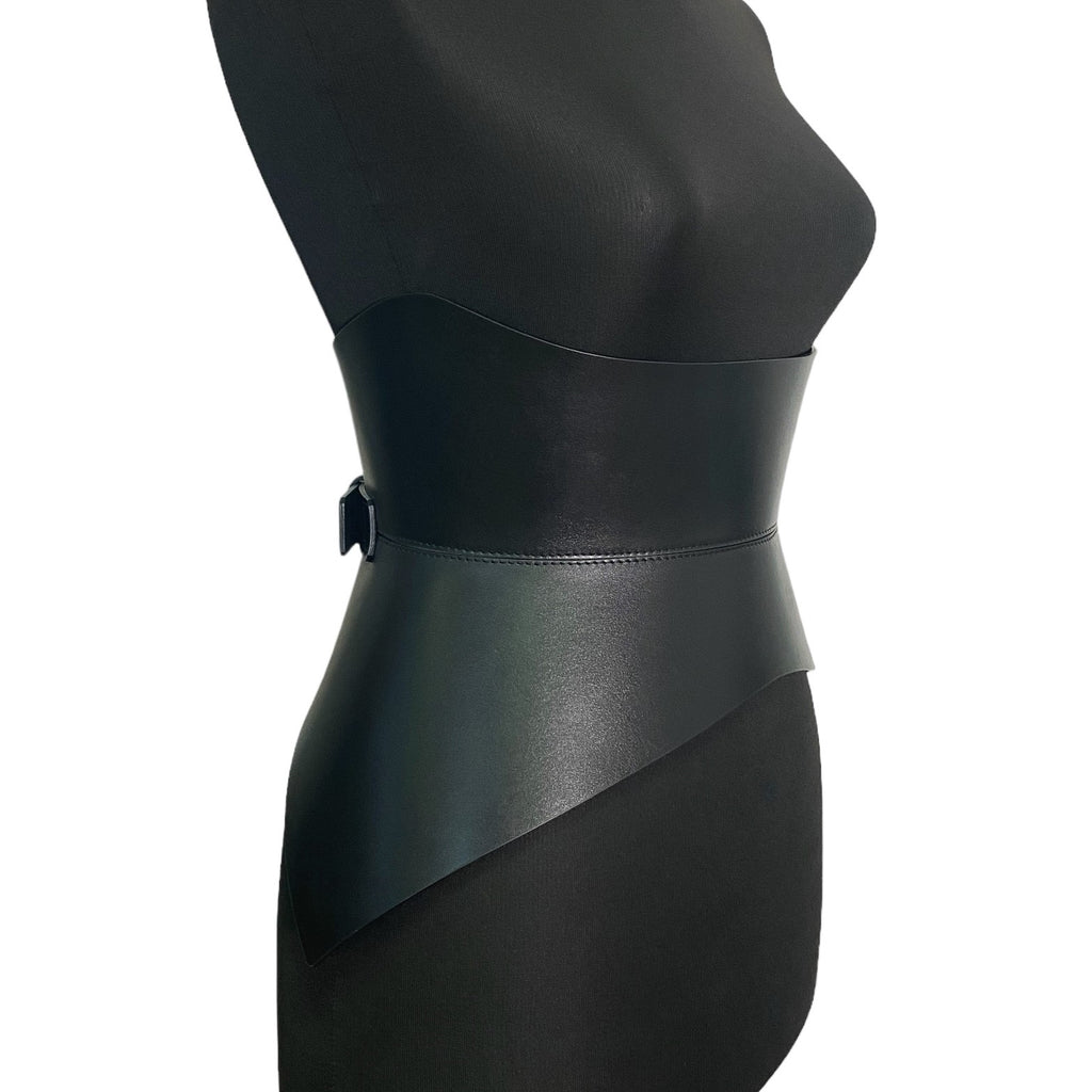 Black leather corset belt – Hallo by Aria Margo