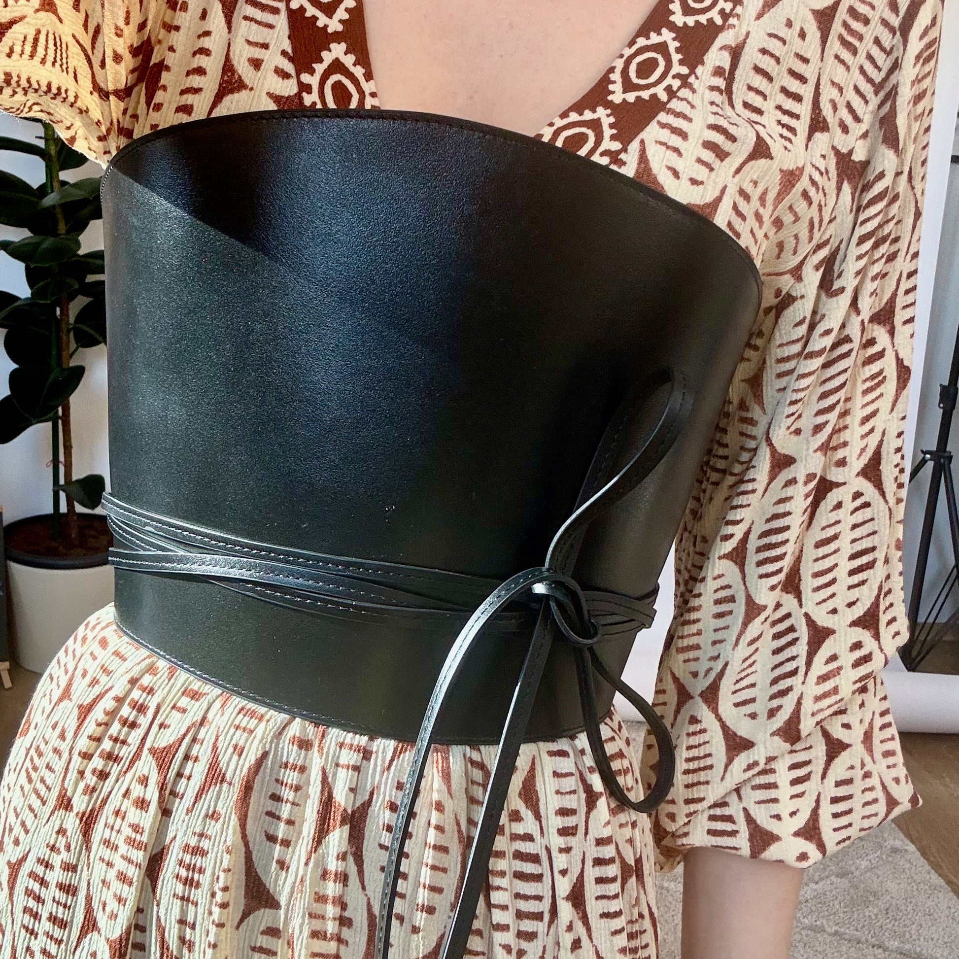 Black leather corset belt – Cord by Aria Margo