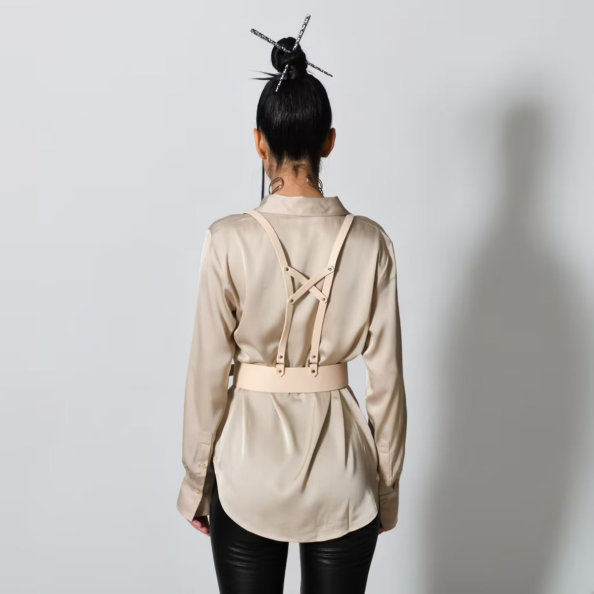 Beige leather corset belt – Harness by Aria Margo