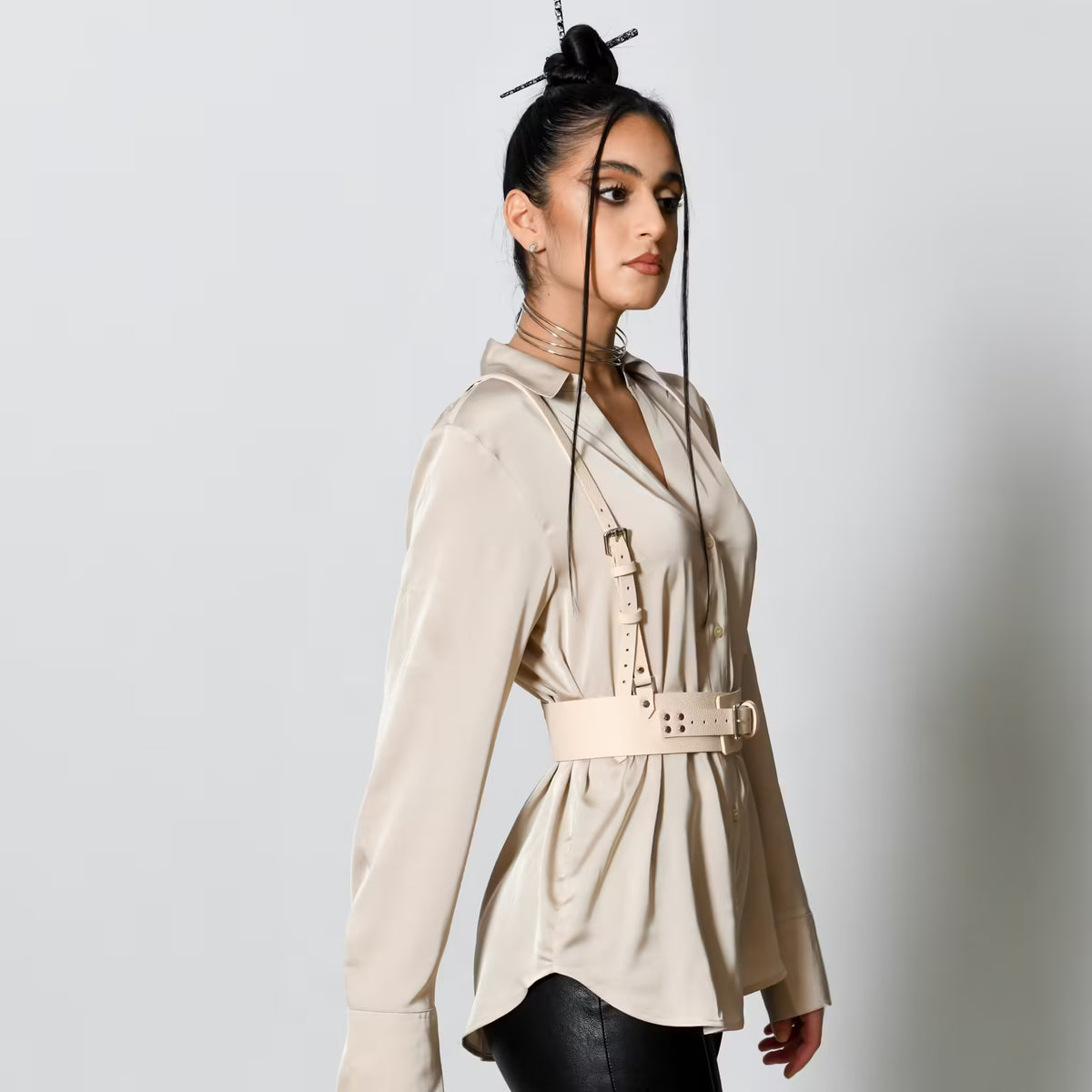 Beige leather corset belt – Harness by Aria Margo