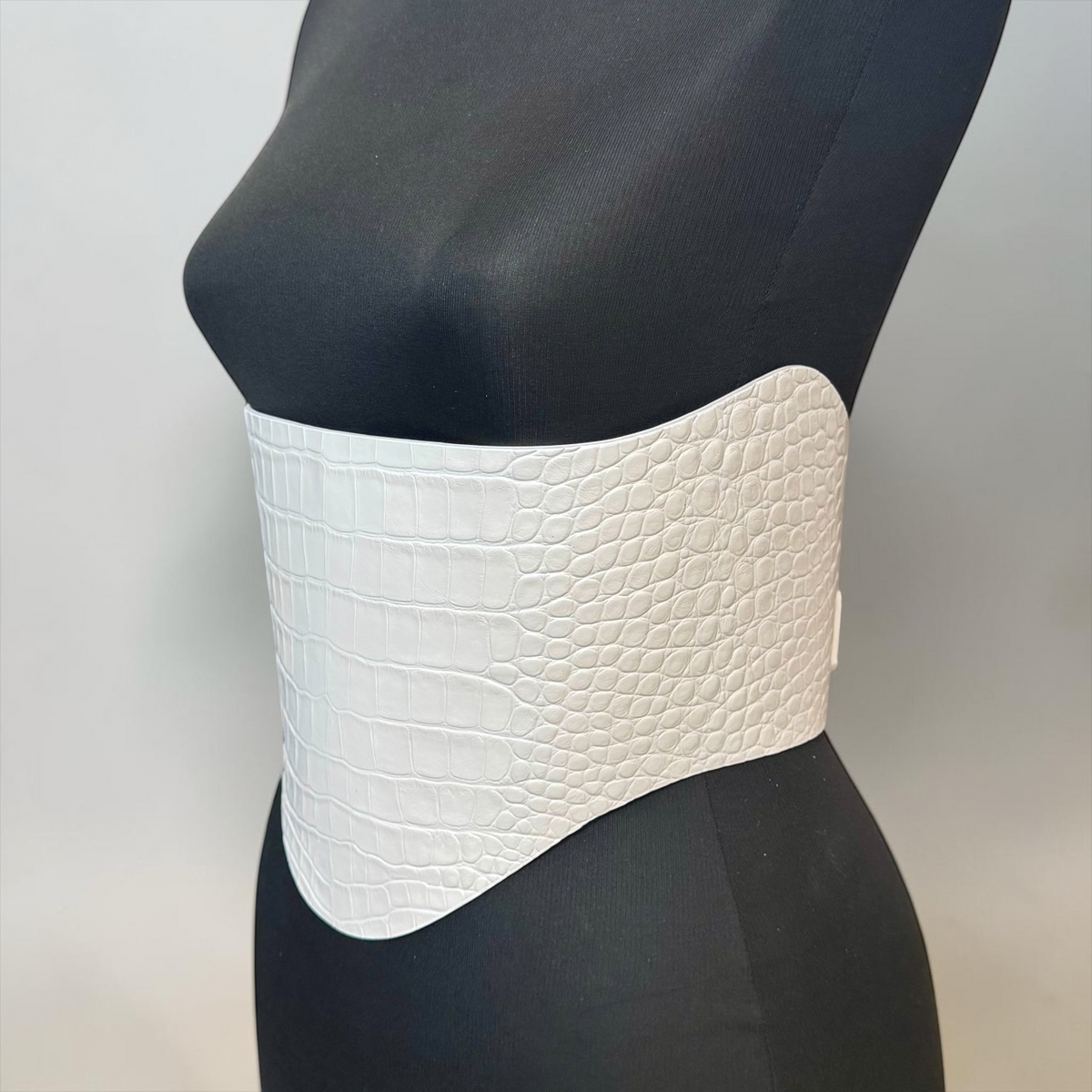 Round Under Bust Leather Corset Belt - White Croco