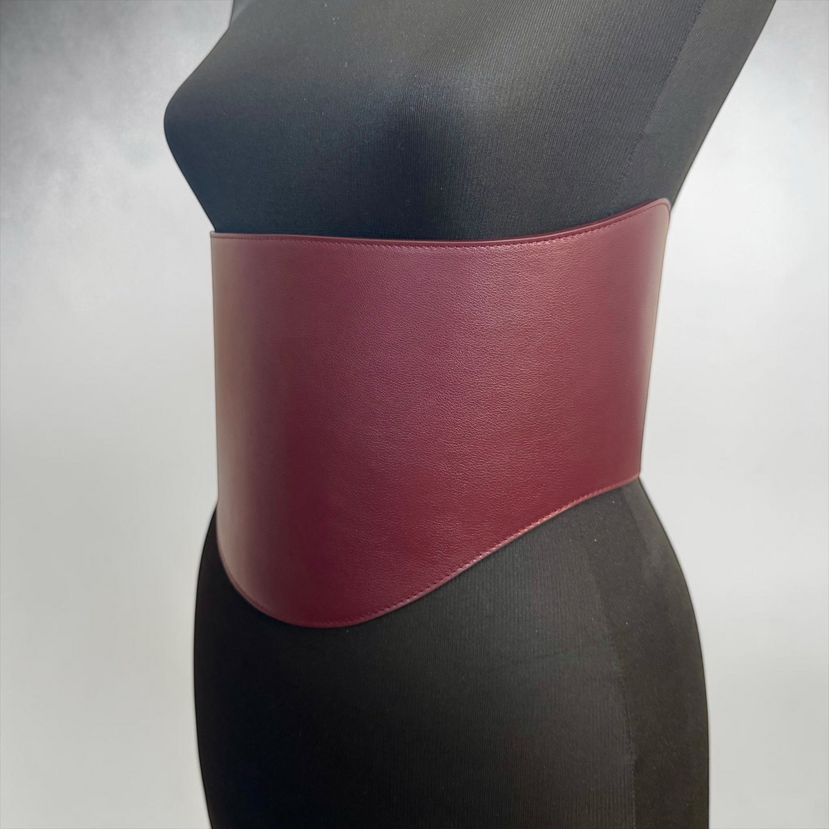 Round Under Bust Leather Corset Belt - Burgundy