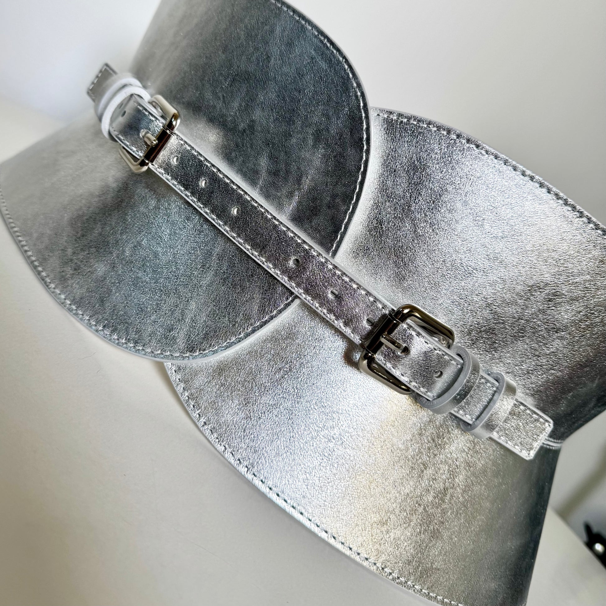 Silver leather corset belt – Wide by Aria Margo