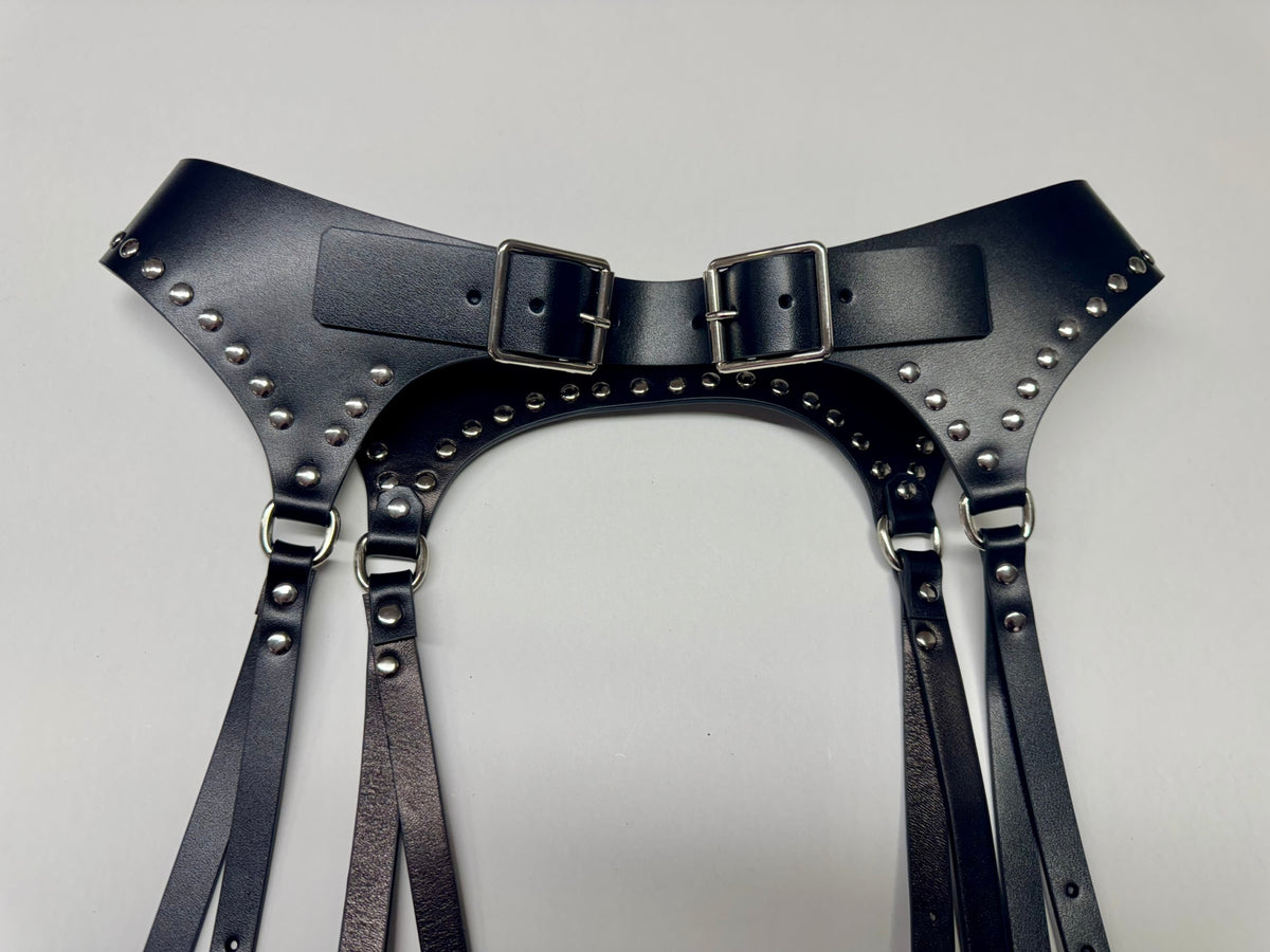 Black leather corset belt – Harness by Aria Margo