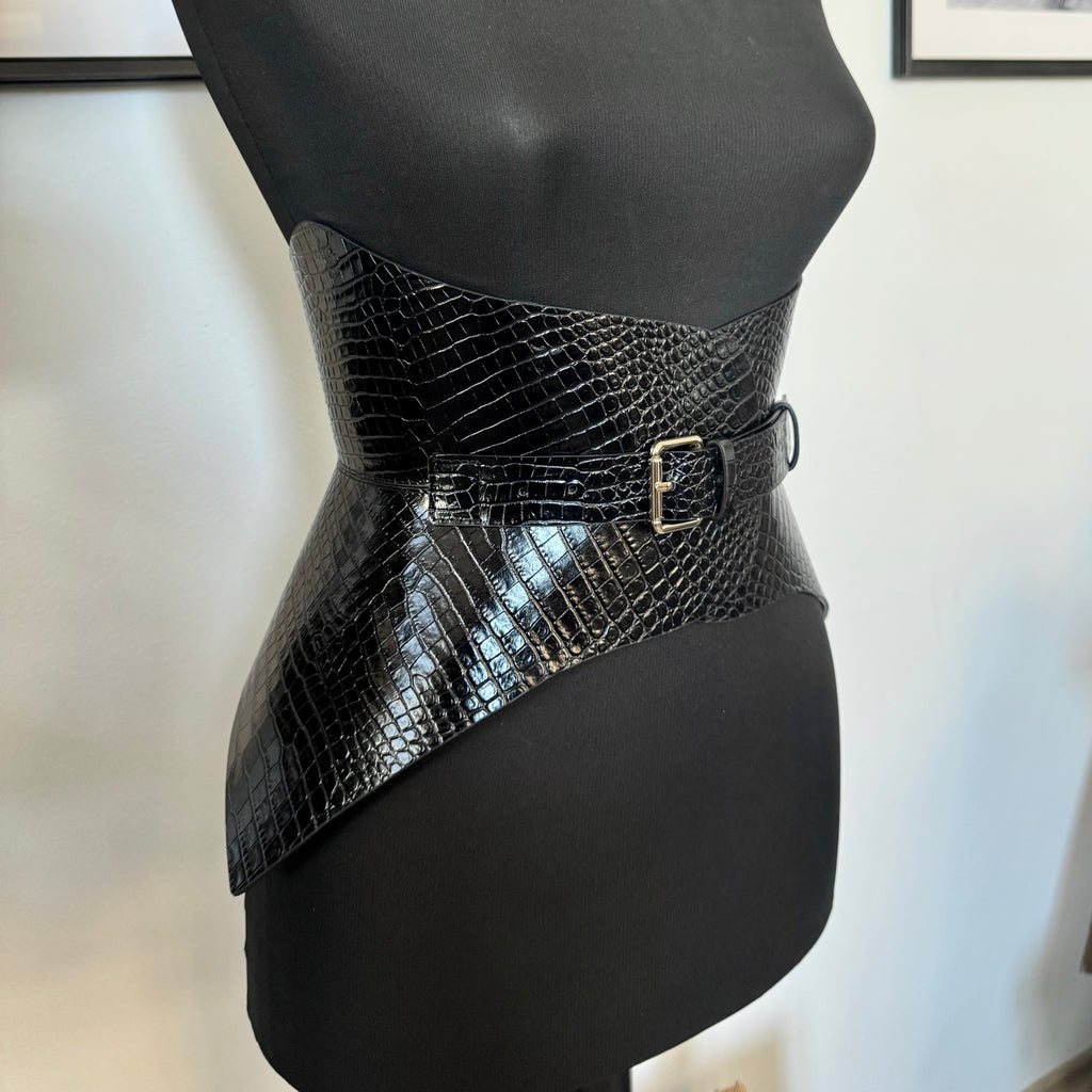 Black leather corset belt – Hallo by Aria Margo