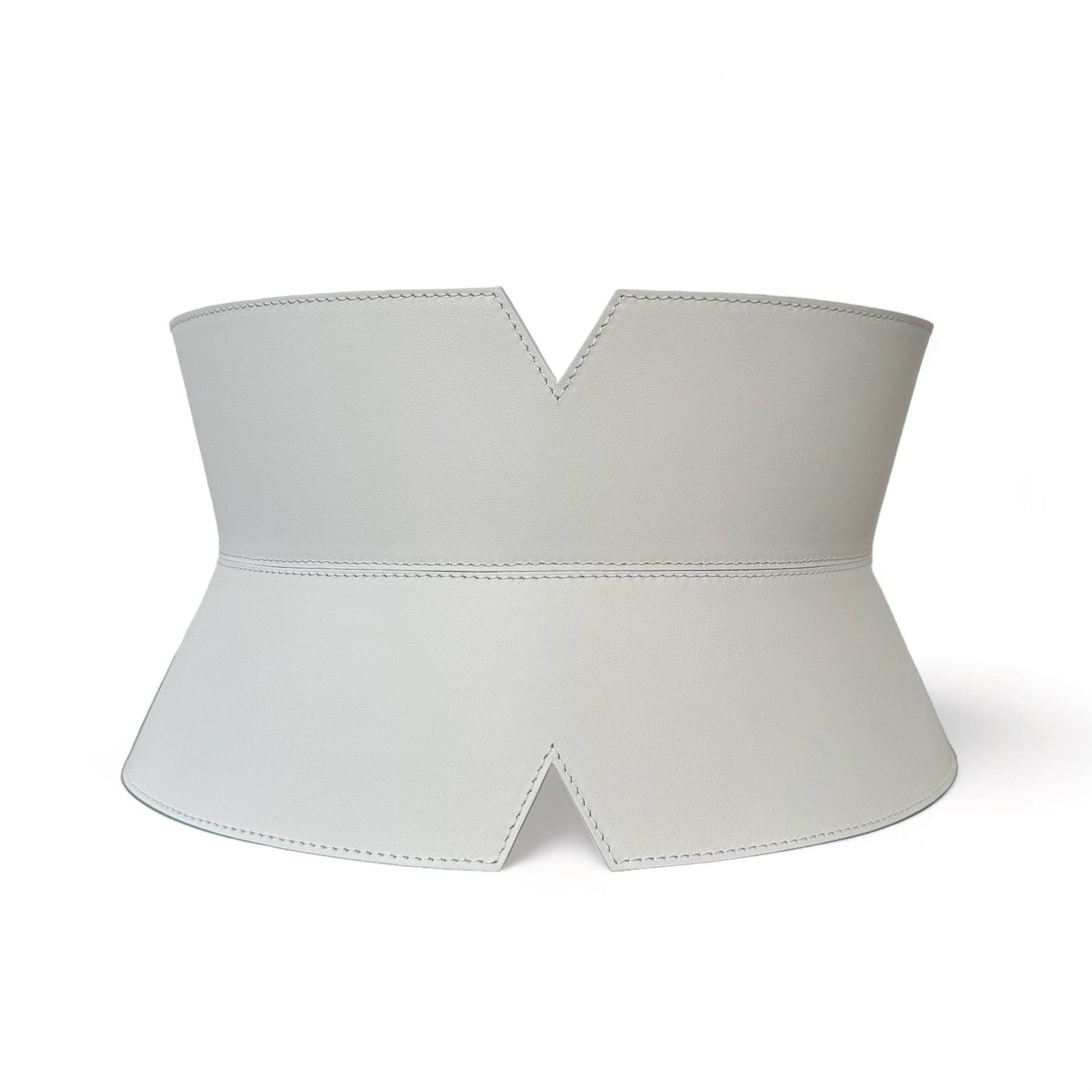 White leather corset belt – V-cut by Aria Margo