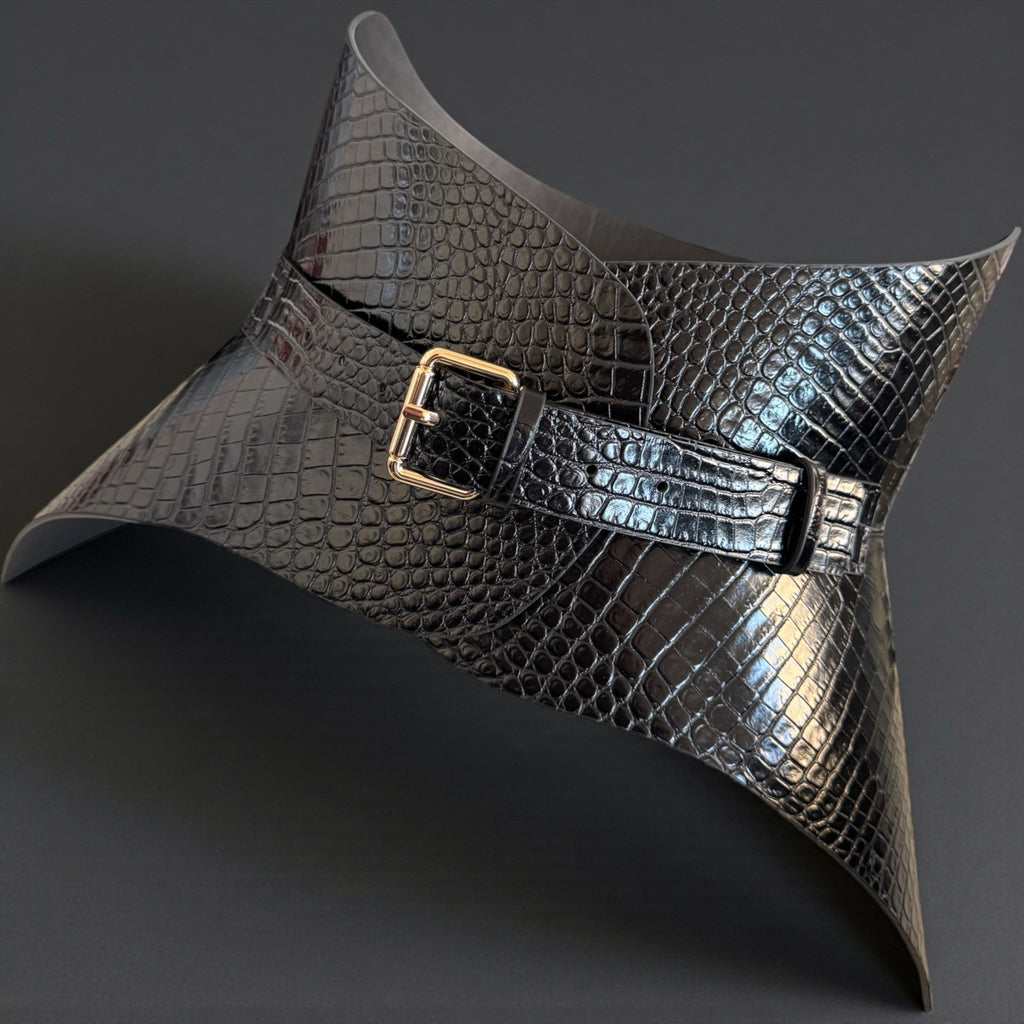 Black leather corset belt – Hallo by Aria Margo