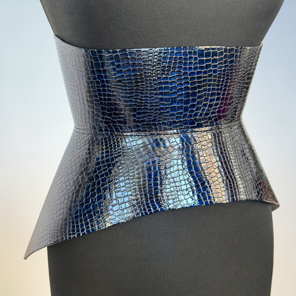 Black leather corset belt – Hallo by Aria Margo