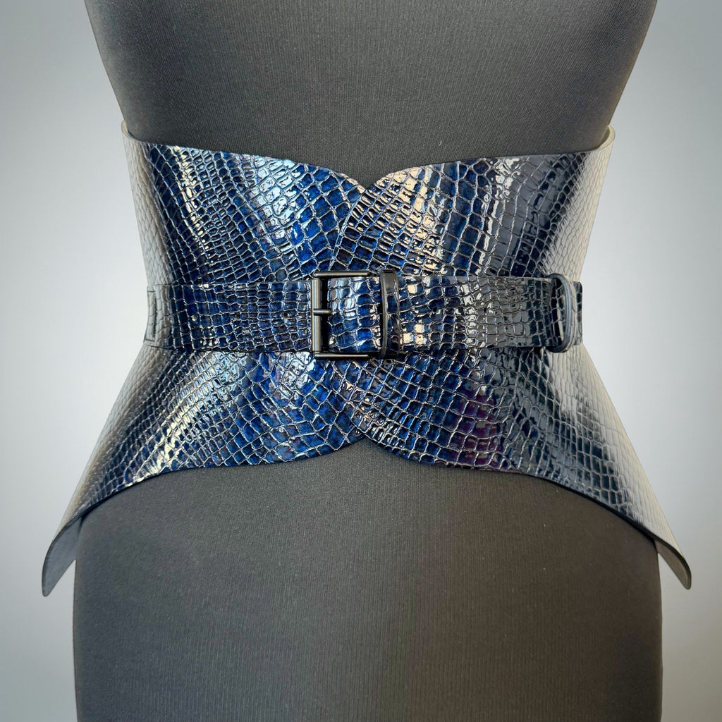 Black leather corset belt – Hallo by Aria Margo